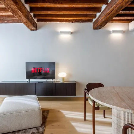 Lägenhet Fumo Di Lambrusco - Rua Frati 34 Palace By Movebnb *